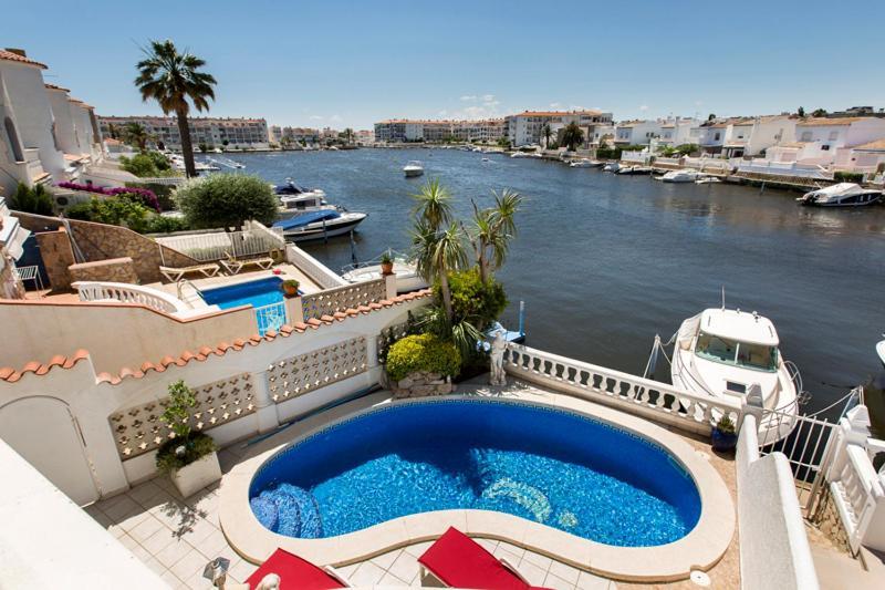 2009 Casa San Maurici Con Piscina By Homeselectspain Empuriabrava Dış mekan fotoğraf